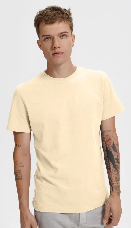 Tricou bărbătesc, din bumbac organic texturat, migdale Tricou bărbătesc, din bumbac organic texturat, migdale